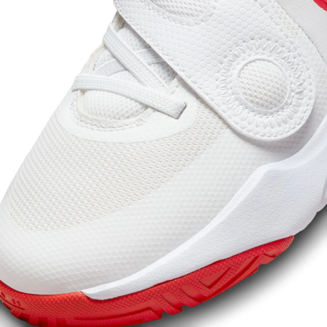 Team Hustle D 11 Basketball Shoes - Image 9