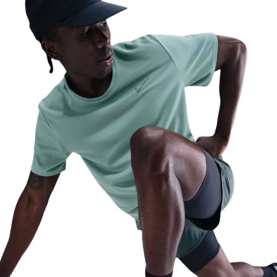 Miler Dri-FIT UV Short-Sleeve Running T-shirt - Image 9