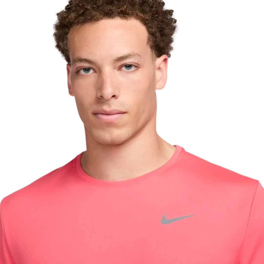 Miler Dri-FIT UV T-shirt - Image 3