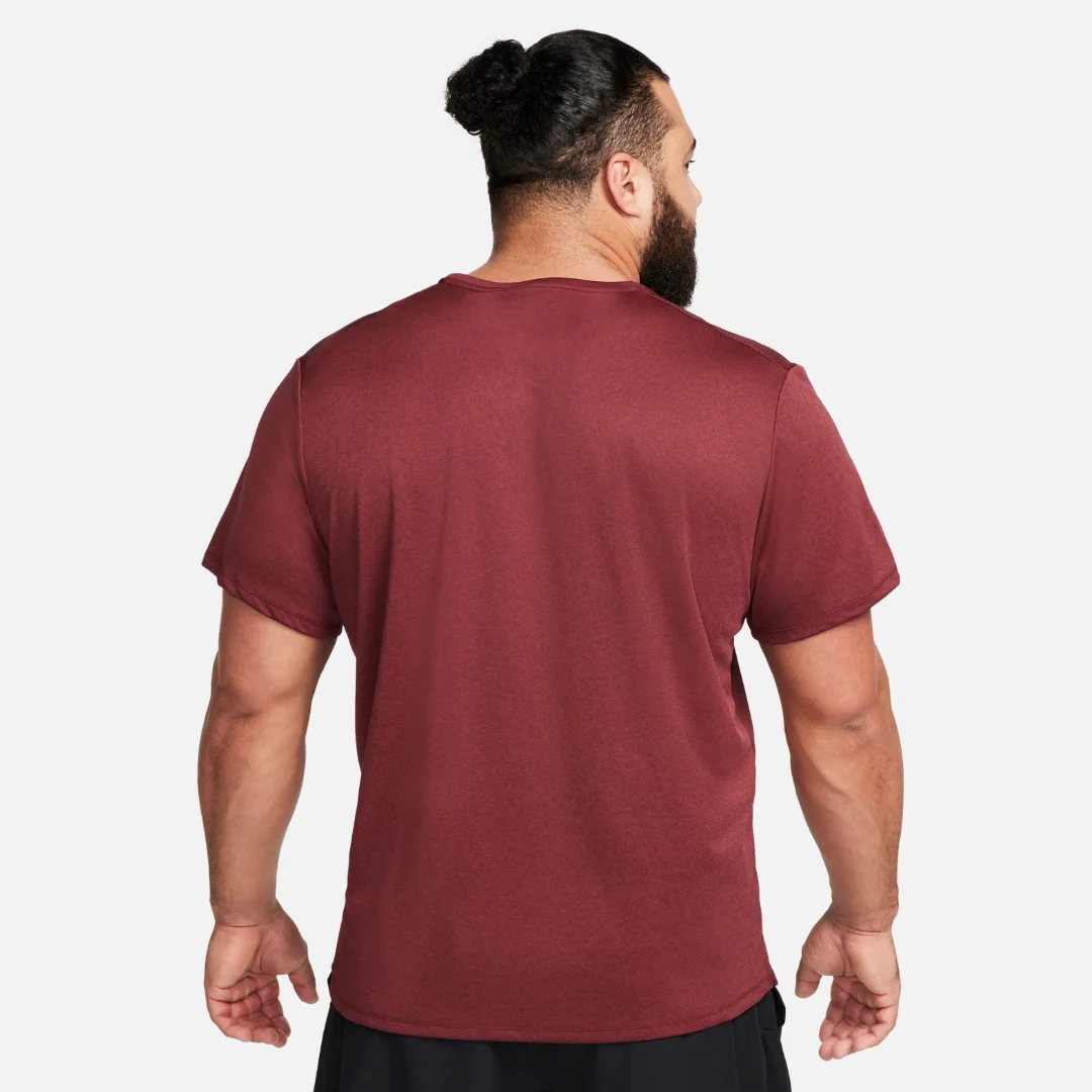Miler Dri-FIT UV T-shirt - Image 7