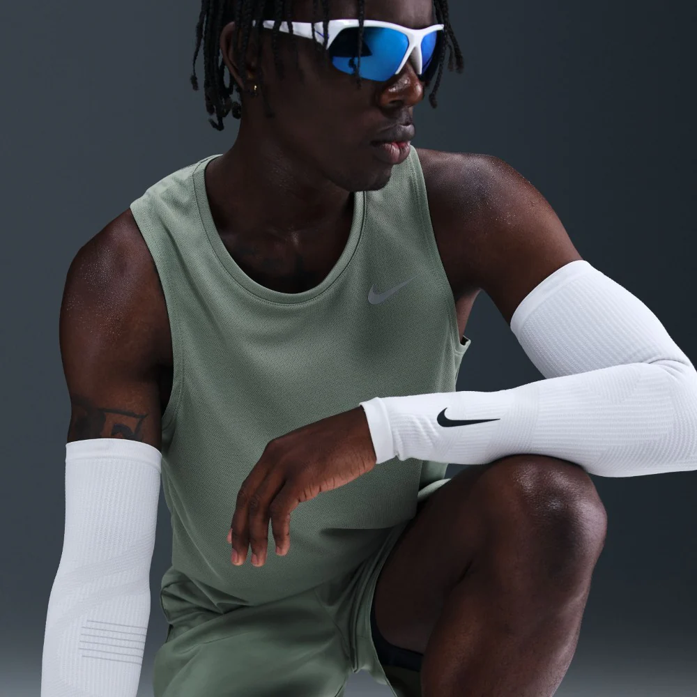 Miler Dri-FIT Running Tank Top - Image 4