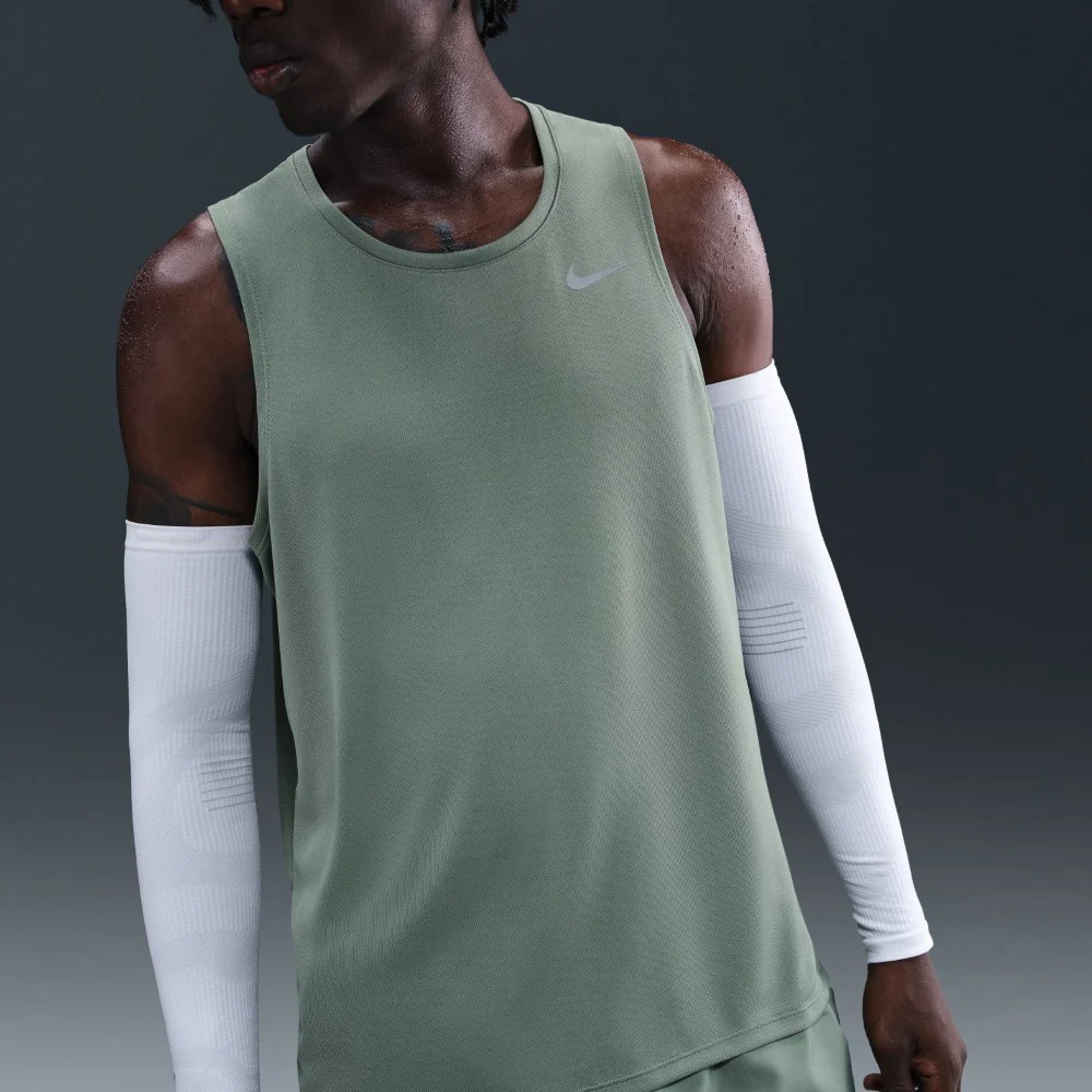 Miler Dri-FIT Running Tank Top - Image 6