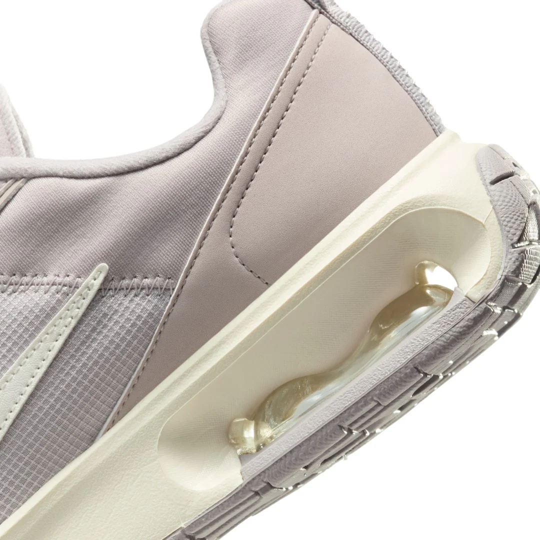 Air Max Intrlk Lite Lifestyle Shoes - Image 8