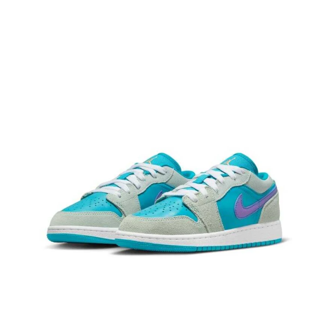 Air Jordan 1 Low SE Lifestyle Shoes - Image 2