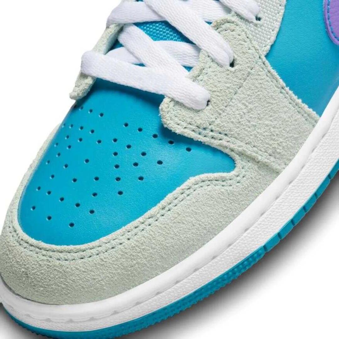 Air Jordan 1 Low SE Lifestyle Shoes - Image 5