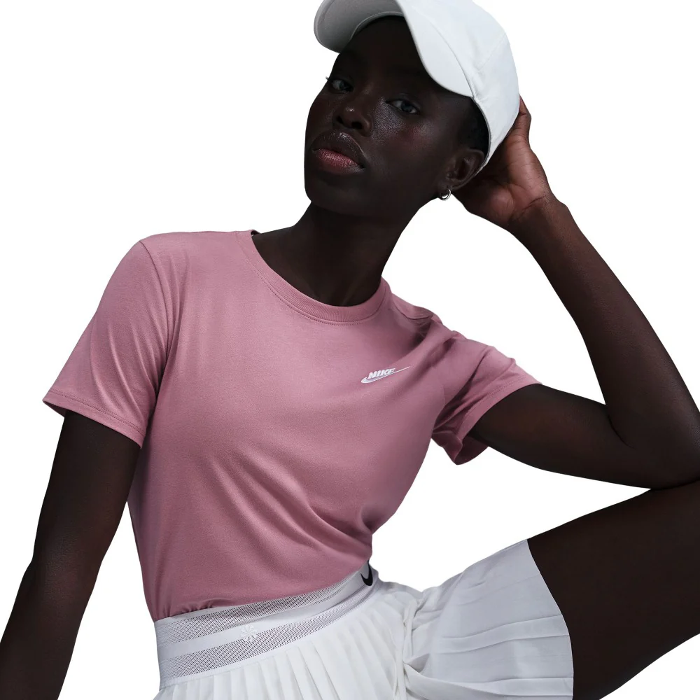 Sportswear Club Essentials T-Shirt - Image 6