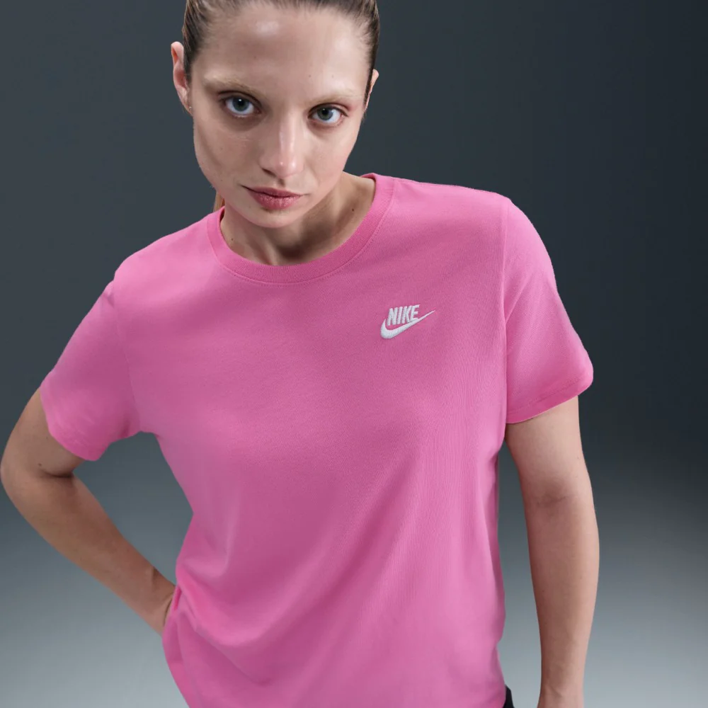 Sportswear Club Essentials T-Shirt - Image 6