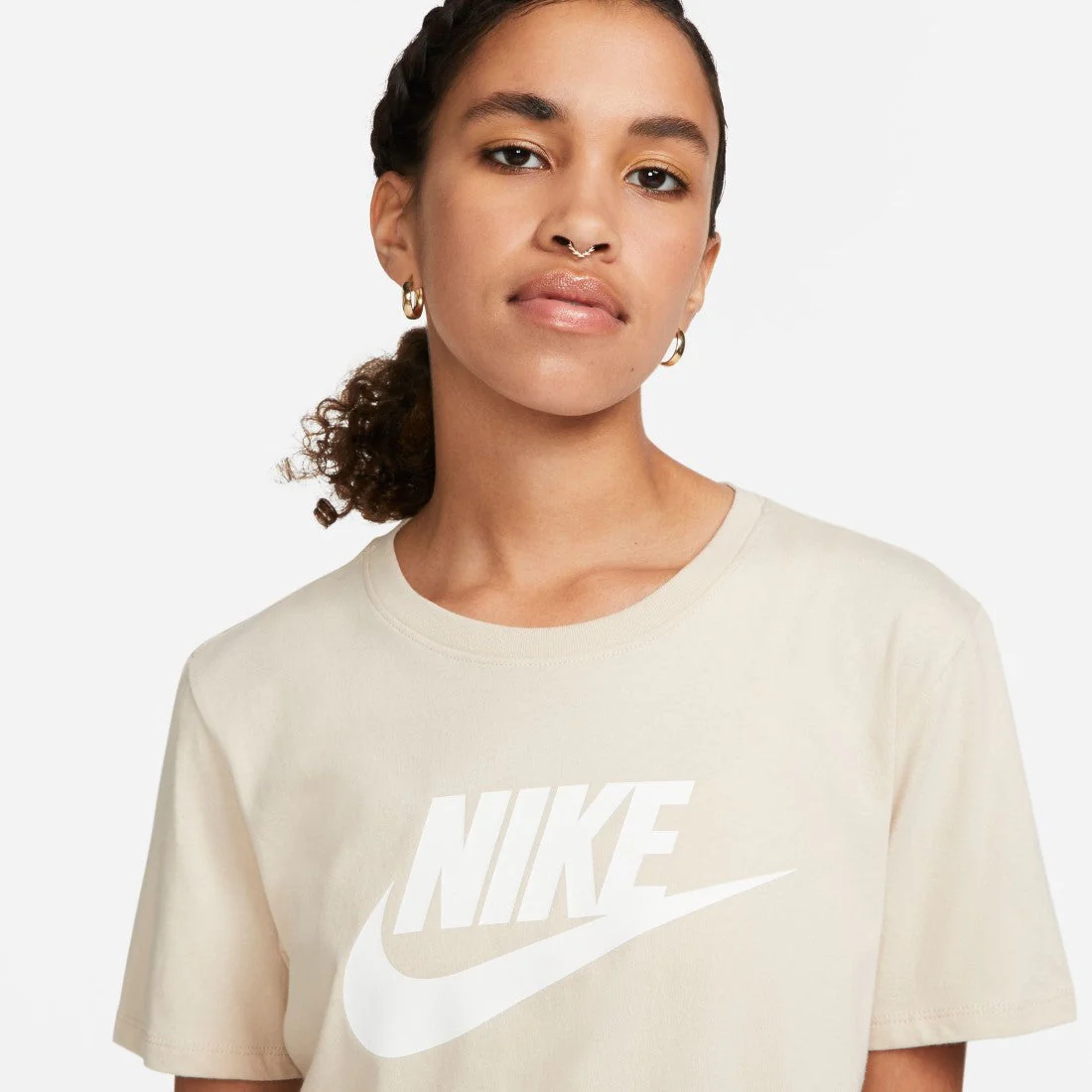 Sportswear Essentials T-shirt - Image 4