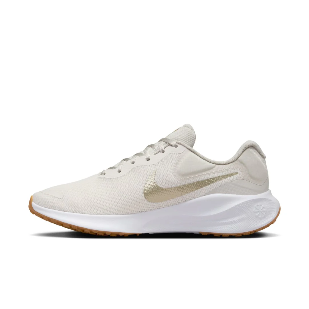 Revolution 7 Running Shoes - Image 11