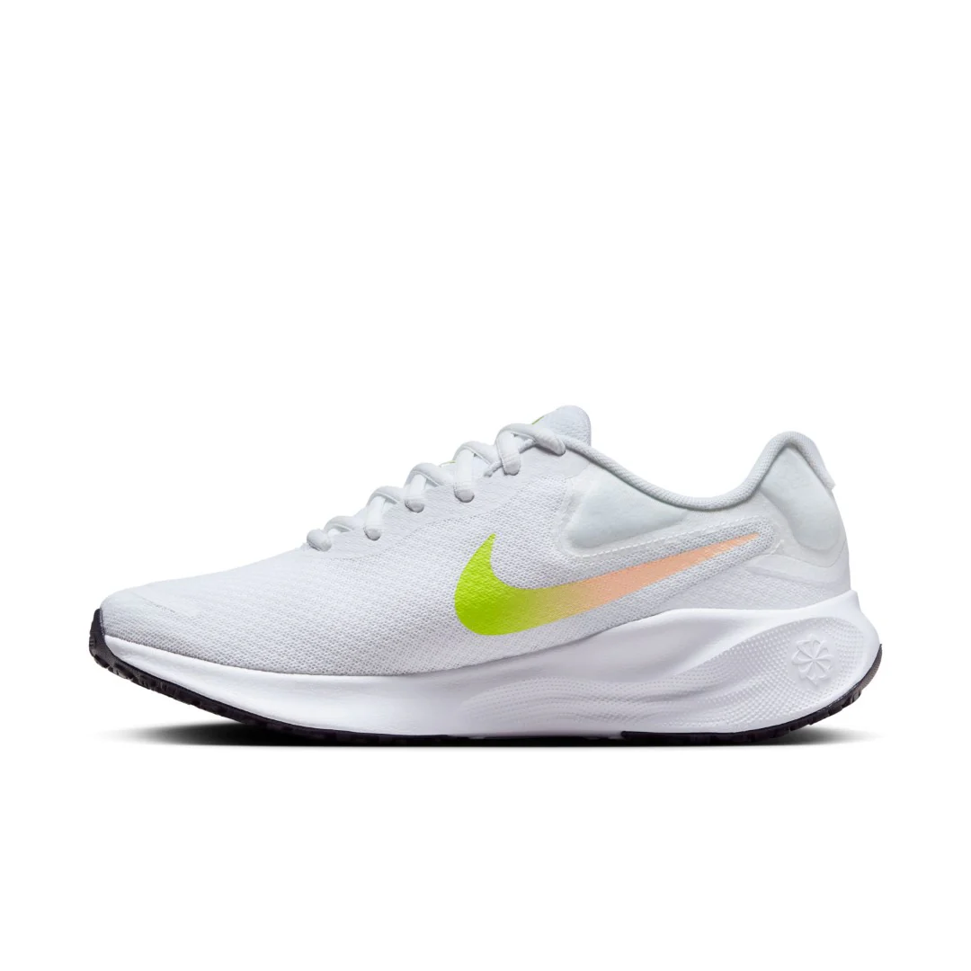 Revolution 7 Running Shoes - Image 2