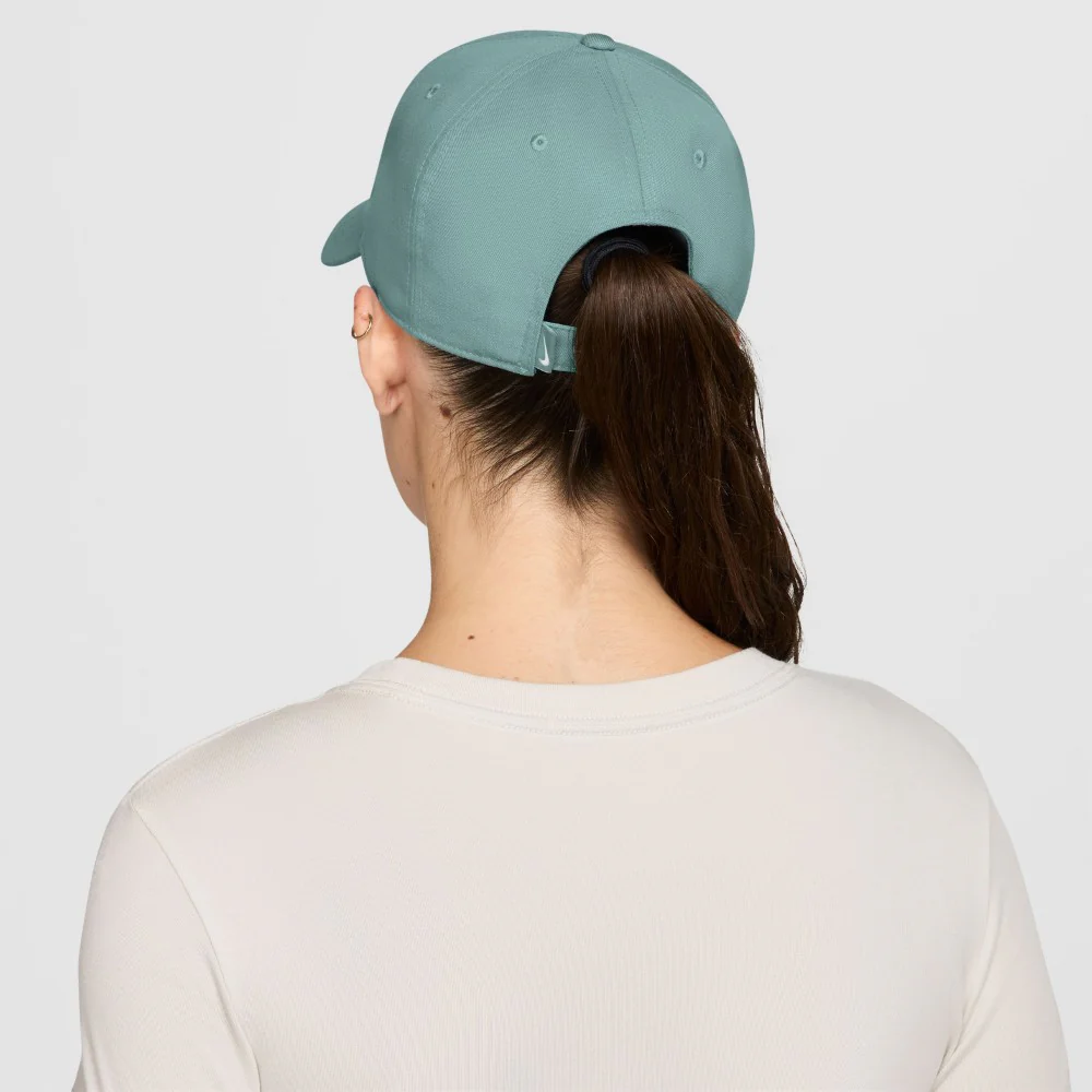 Club Unstructured Swoosh Cap - Image 4