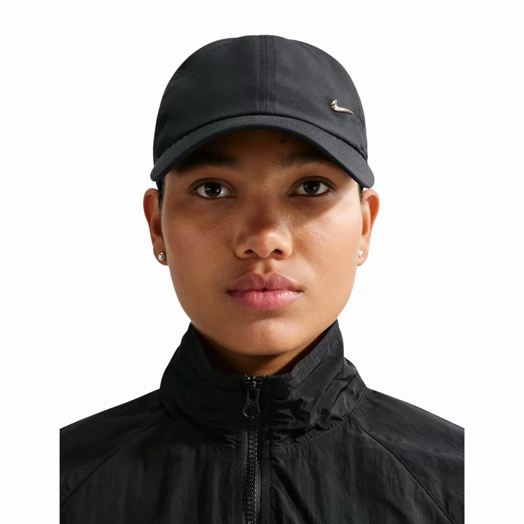 Dri-FIT Club Unstructured Metal Swoosh Cap