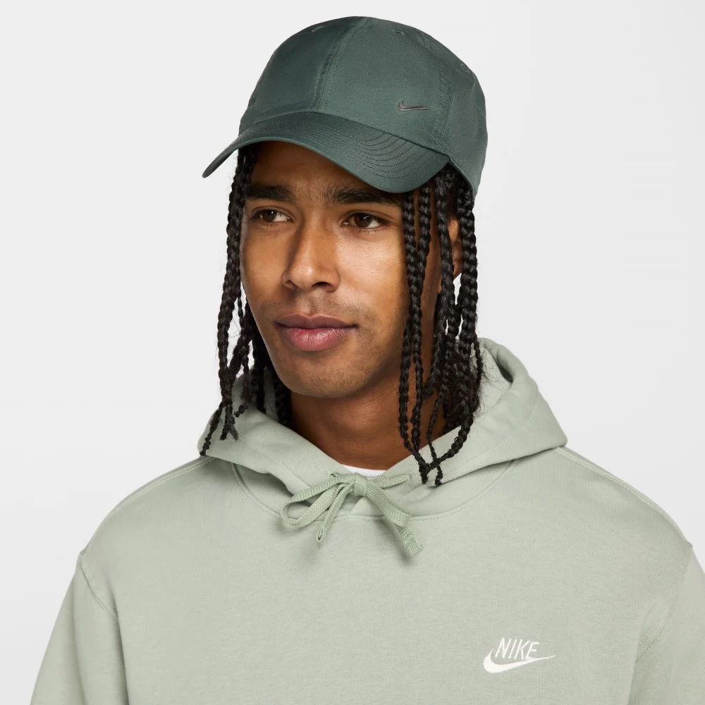 Dri-FIT Club Unstructured Metal Swoosh Cap - Image 2