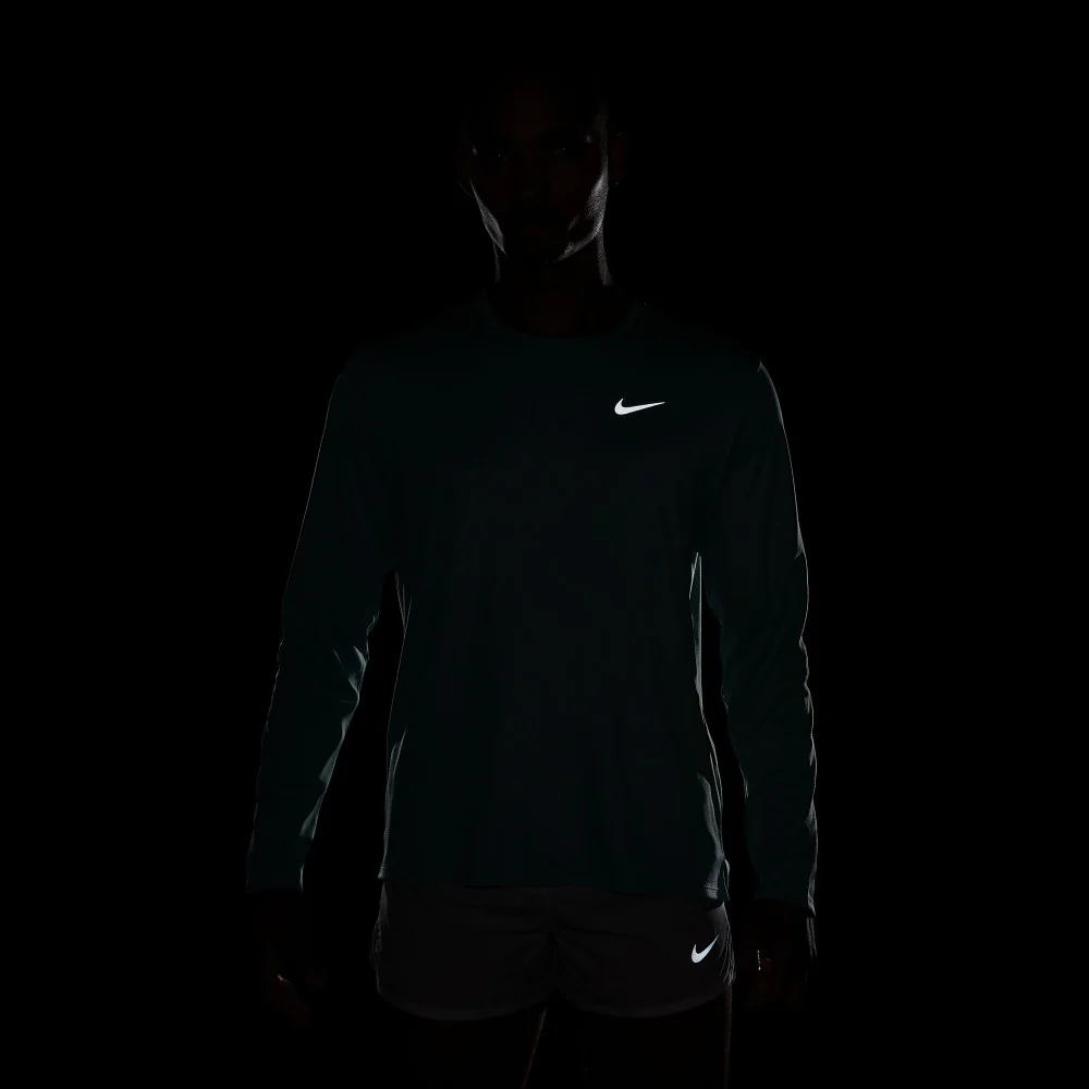 Miler Dri-FIT UV Long-Sleeve Running Top - Image 7
