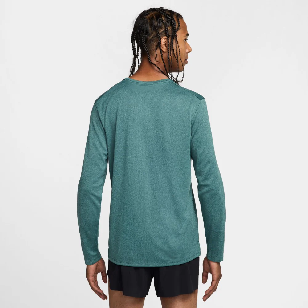 Miler Dri-FIT UV Long-Sleeve Running T-shirt - Image 2
