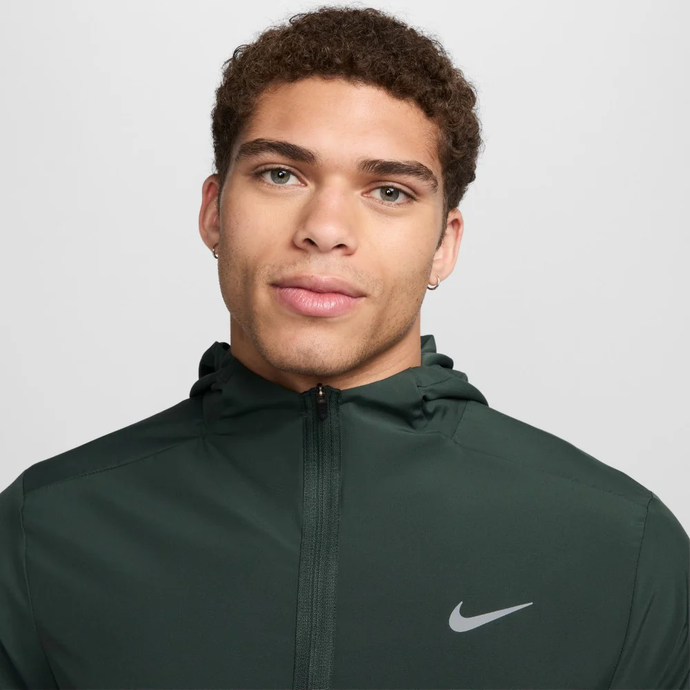 Form Dri-FIT Hooded Versatile Jacket - Image 6