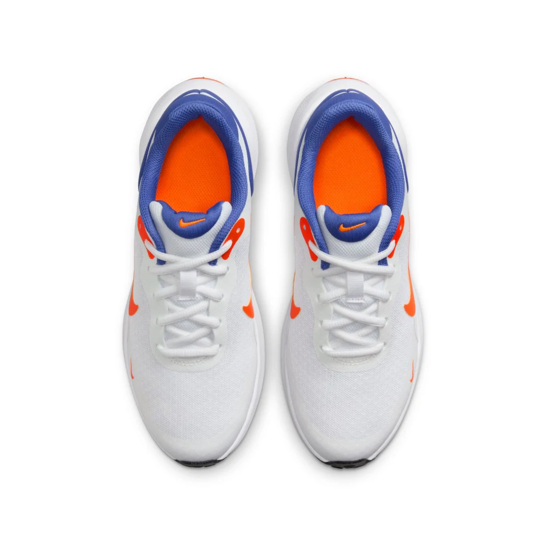Revolution 7 Gs Running Shoes - Image 4
