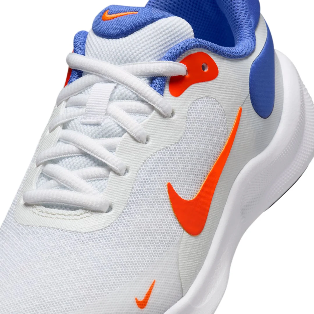 Revolution 7 Gs Running Shoes - Image 8
