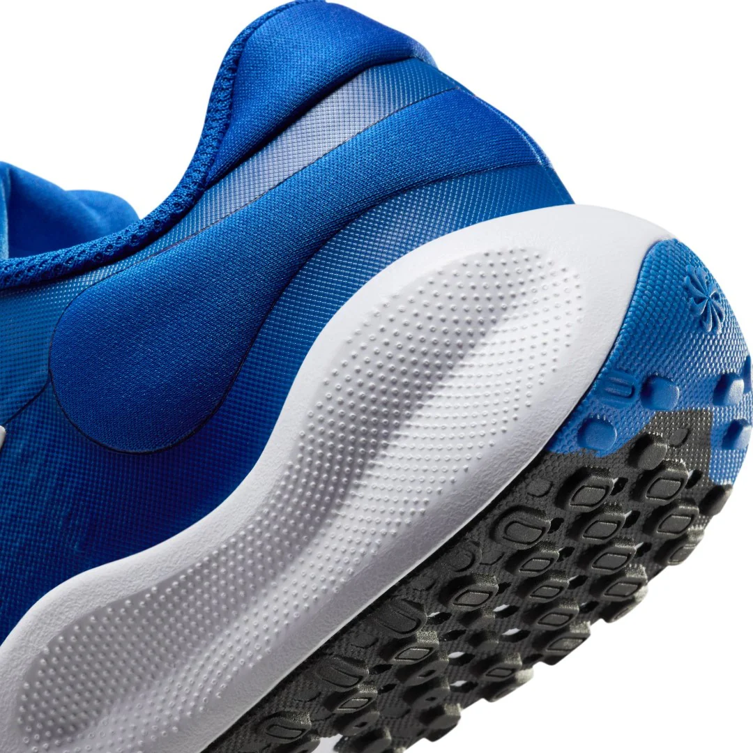 Revolution 7 Gs Running Shoes - Image 9