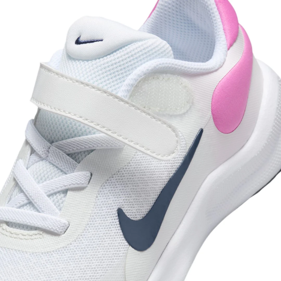 Revolution 7 Running Shoes - Image 5