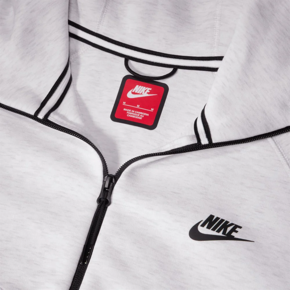 Sportswear Tech Fleece Windrunner Full-Zip Hoodie Sweatshirt - Image 19