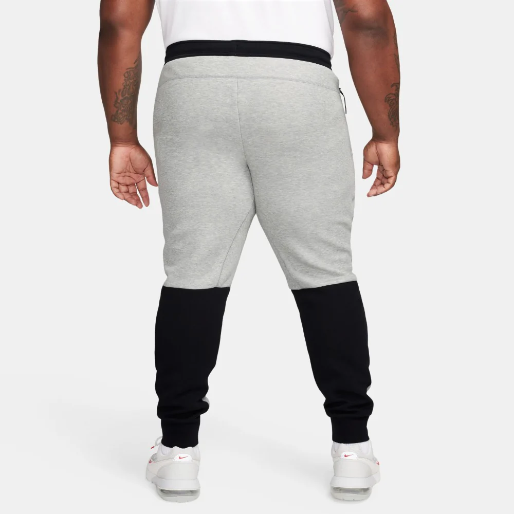 Tech Fleece Joggers - Image 17