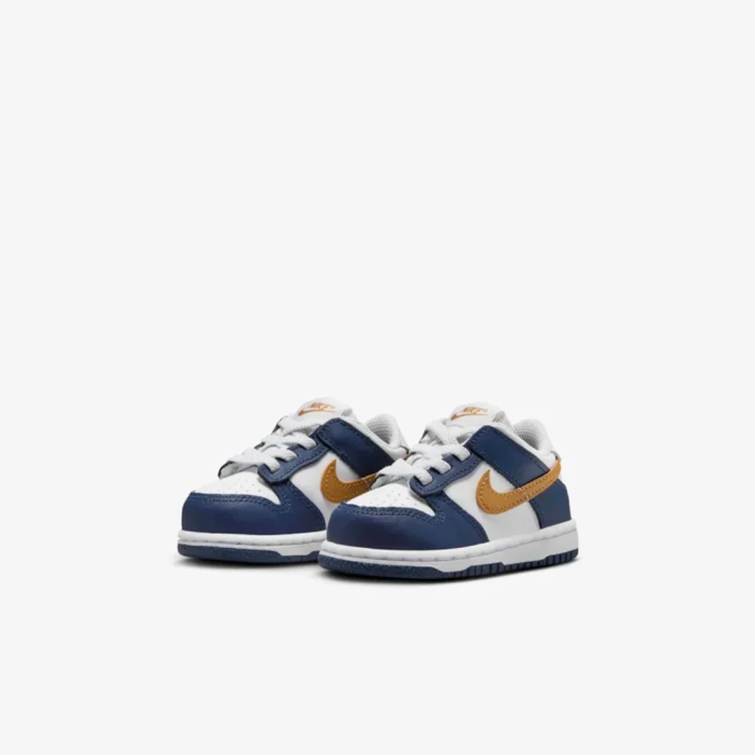 Dunk Low Lifestyle Shoes - Image 2