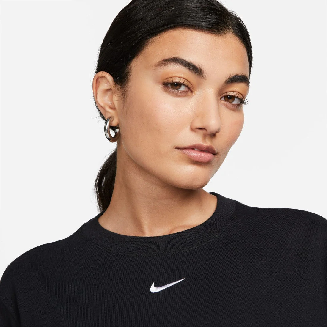 Sportswear Essential T-shirt - Image 5