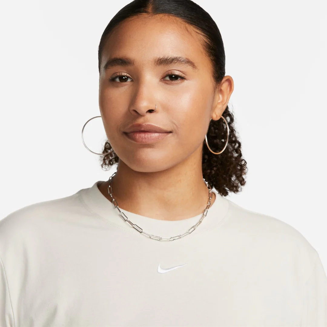 Sportswear Essential T-Shirt - Image 3