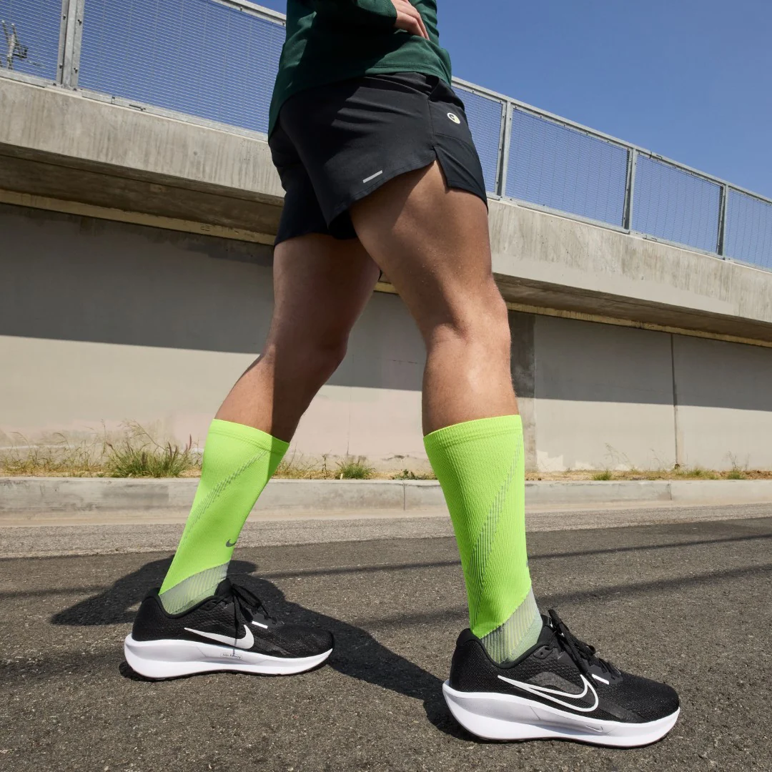 Downshifter 13 Running Shoes - Image 9