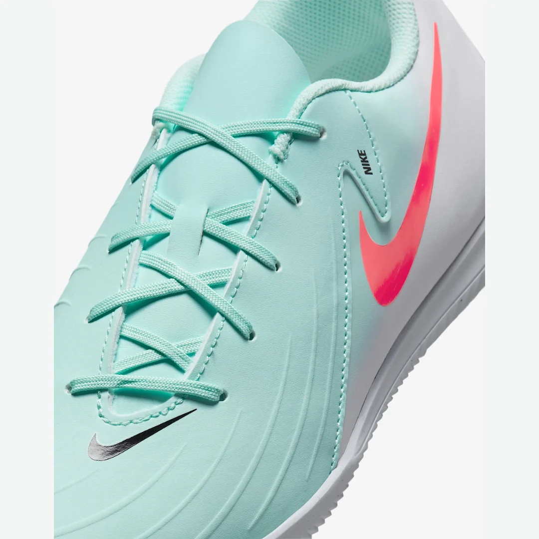 Phantom GX 2 Club IC Low-Top Soccer Shoes - Image 3