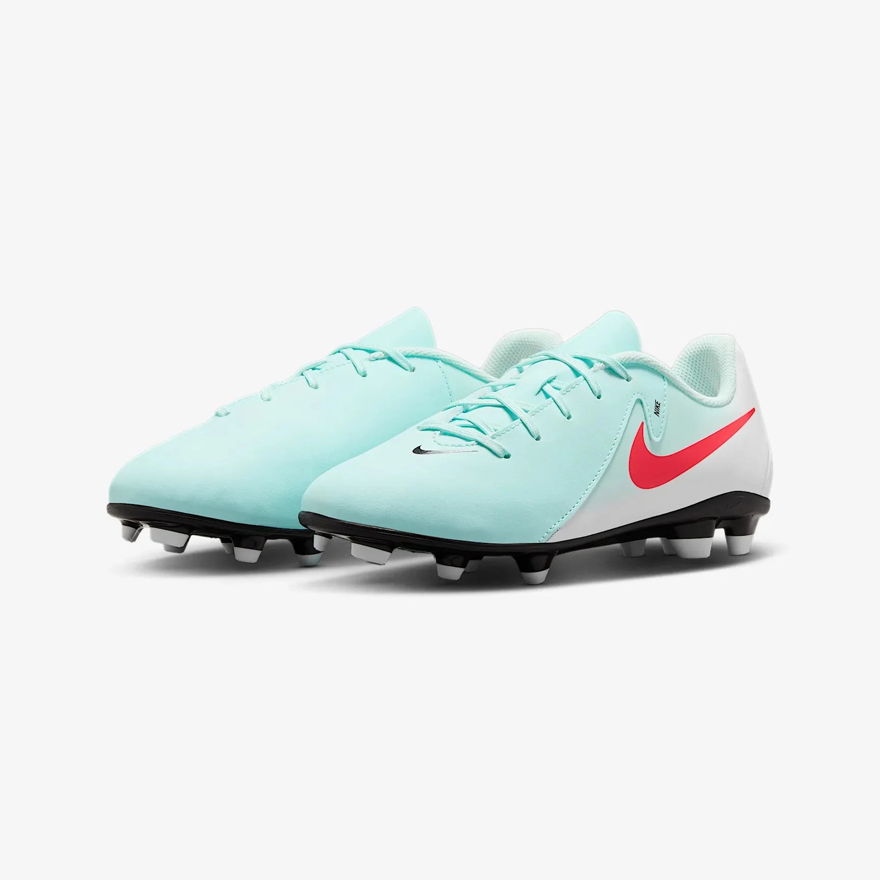 Jr. Phantom GX 2 Club Soccer Shoes - Image 3