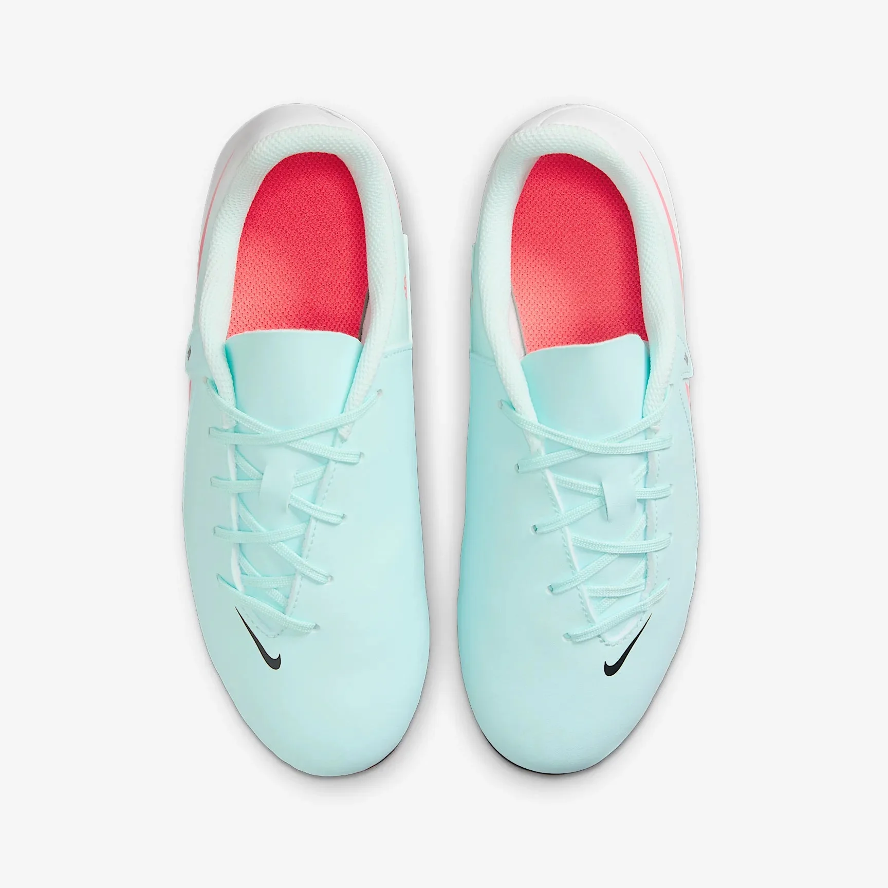 Jr. Phantom GX 2 Club Soccer Shoes - Image 4