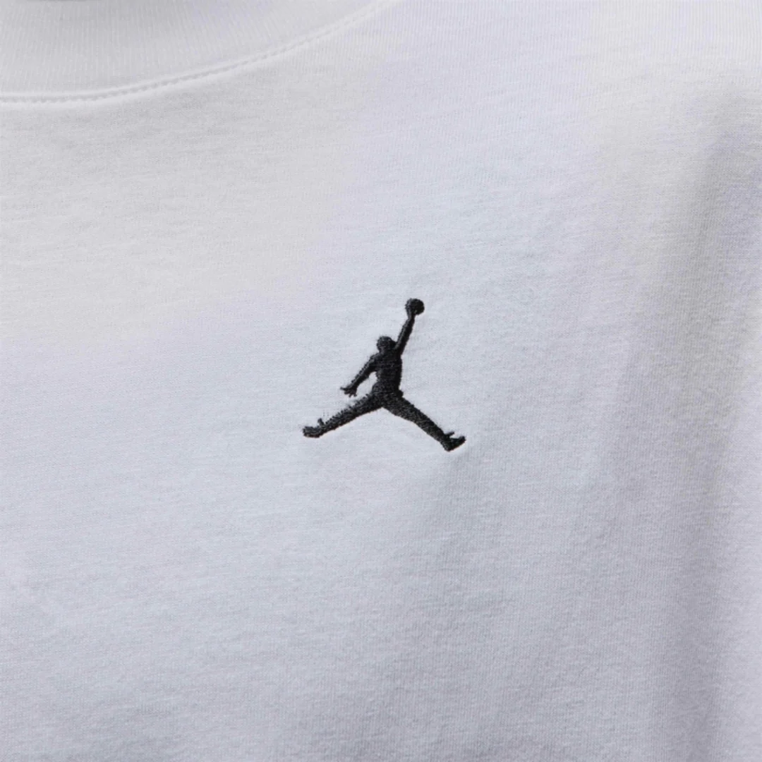 Jordan Essentials T-shirt - Image 4