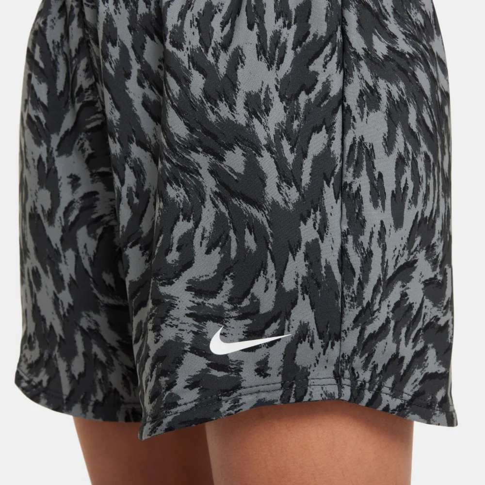 One Woven High-Waisted Shorts - Image 5