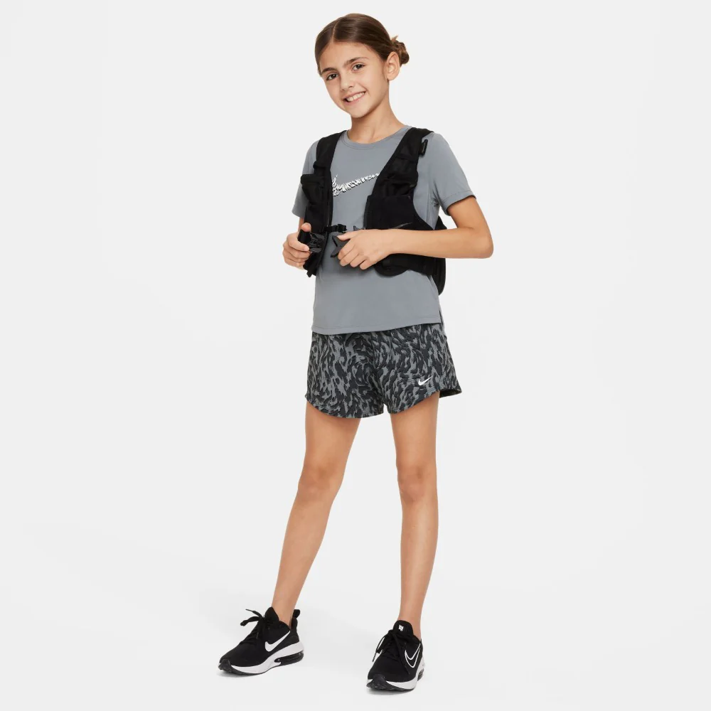 One Woven High-Waisted Shorts - Image 6