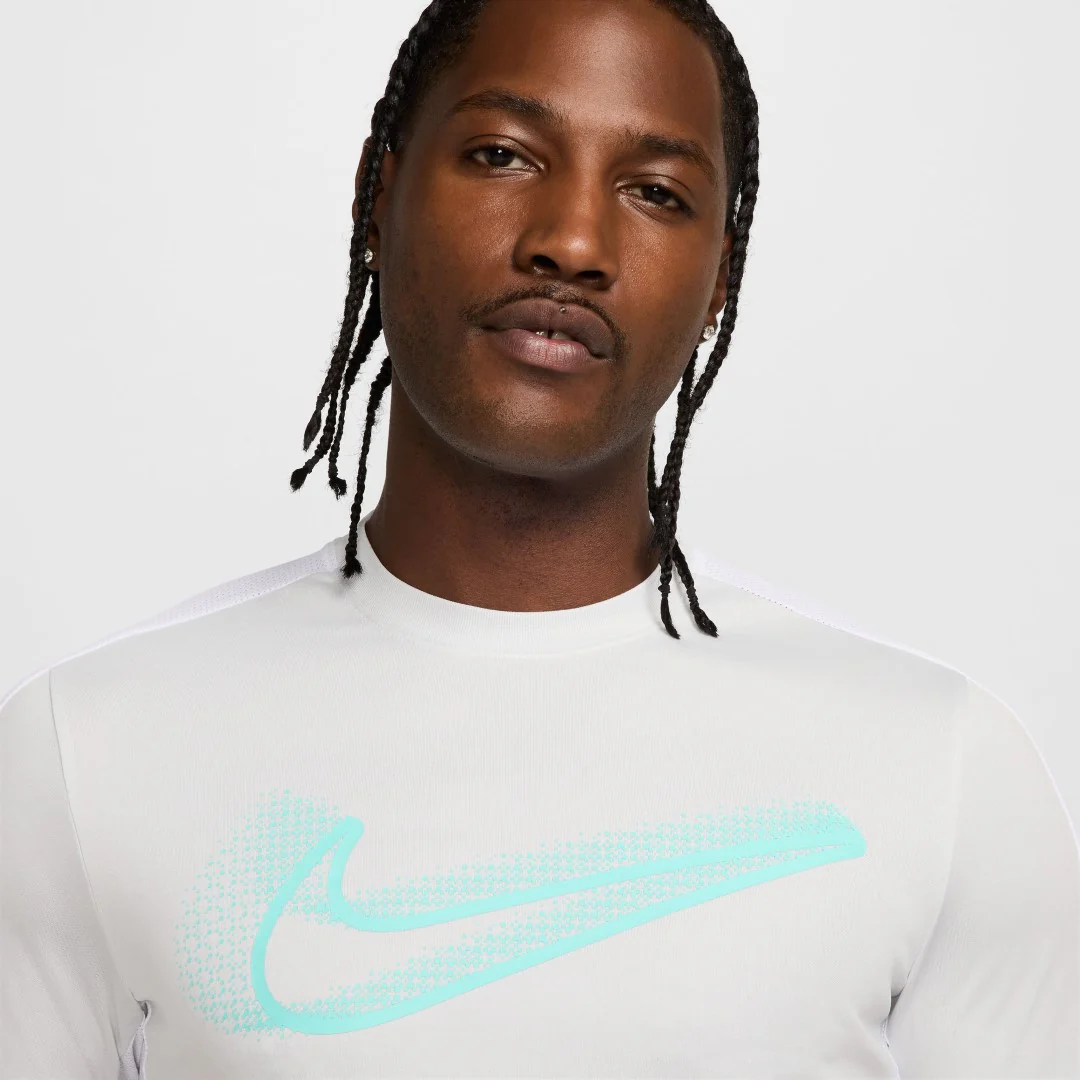 Academy Dri-FIT Short-Sleeve Football T-shirt - Image 4