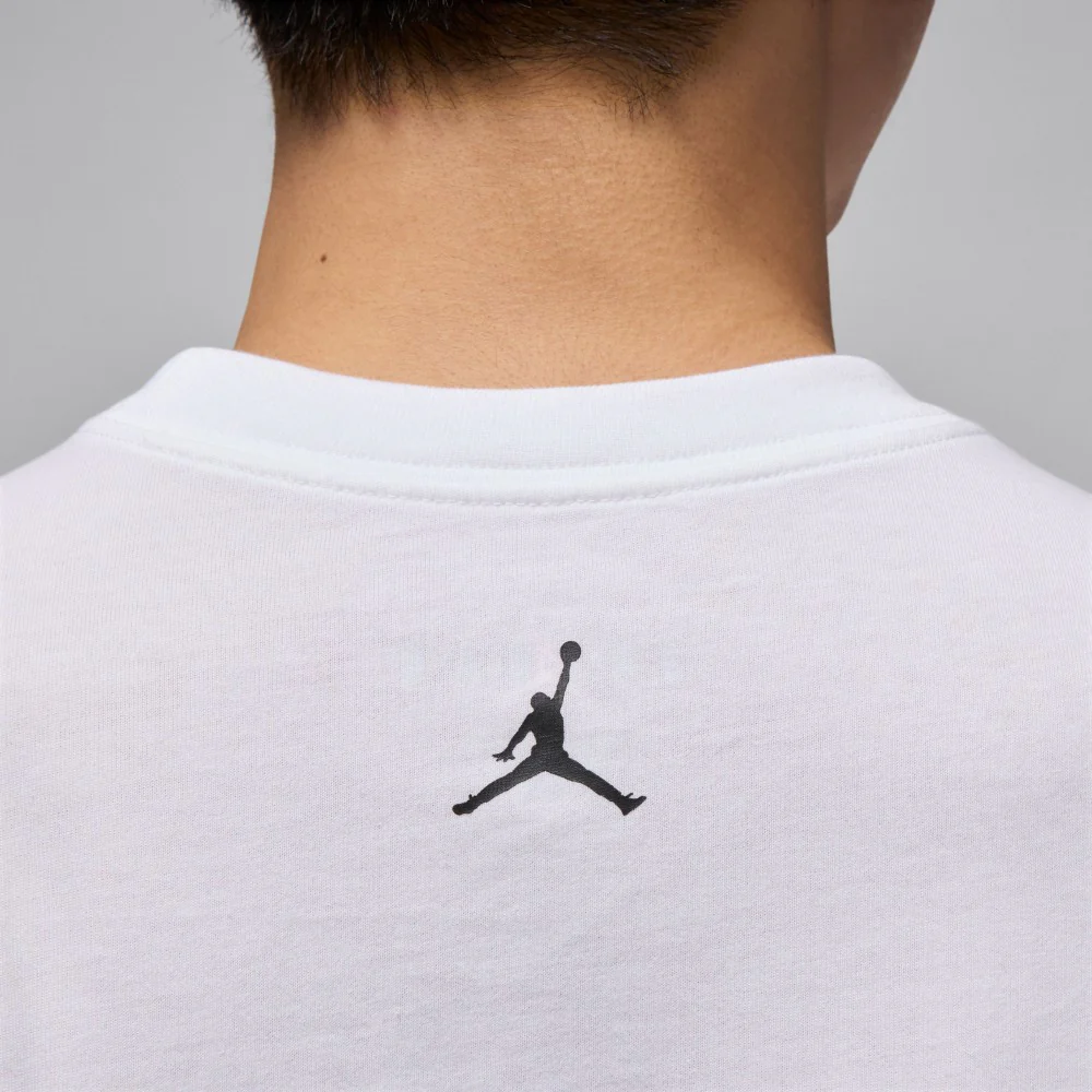 Jordan Flight Essentials T-Shirt - Image 4
