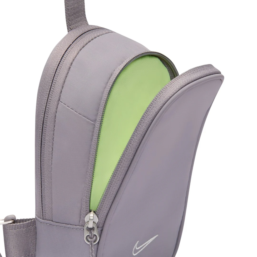 Sportswear Commute Crossbody Bag (1L) - Image 4