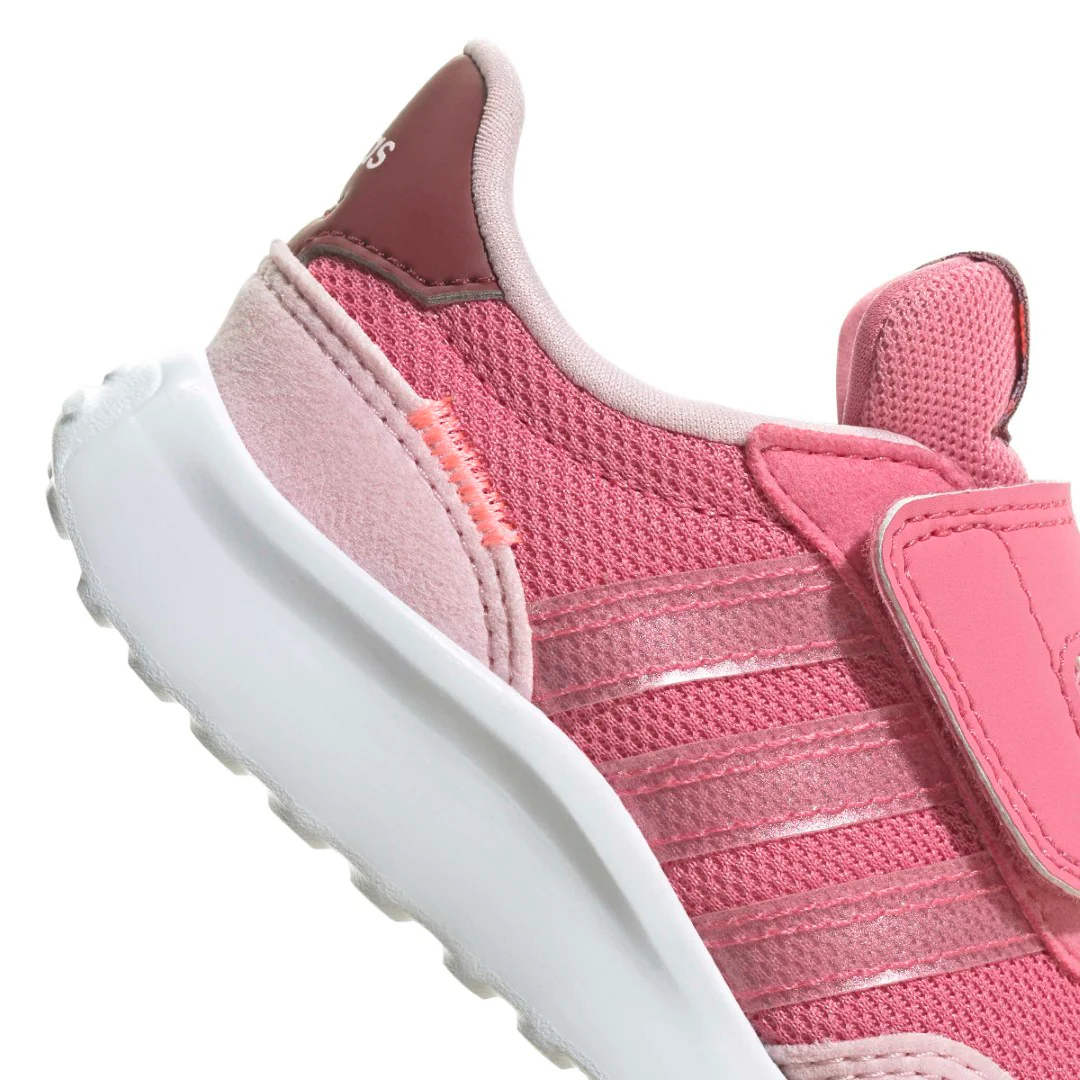 Run 70S Shoes - Image 7