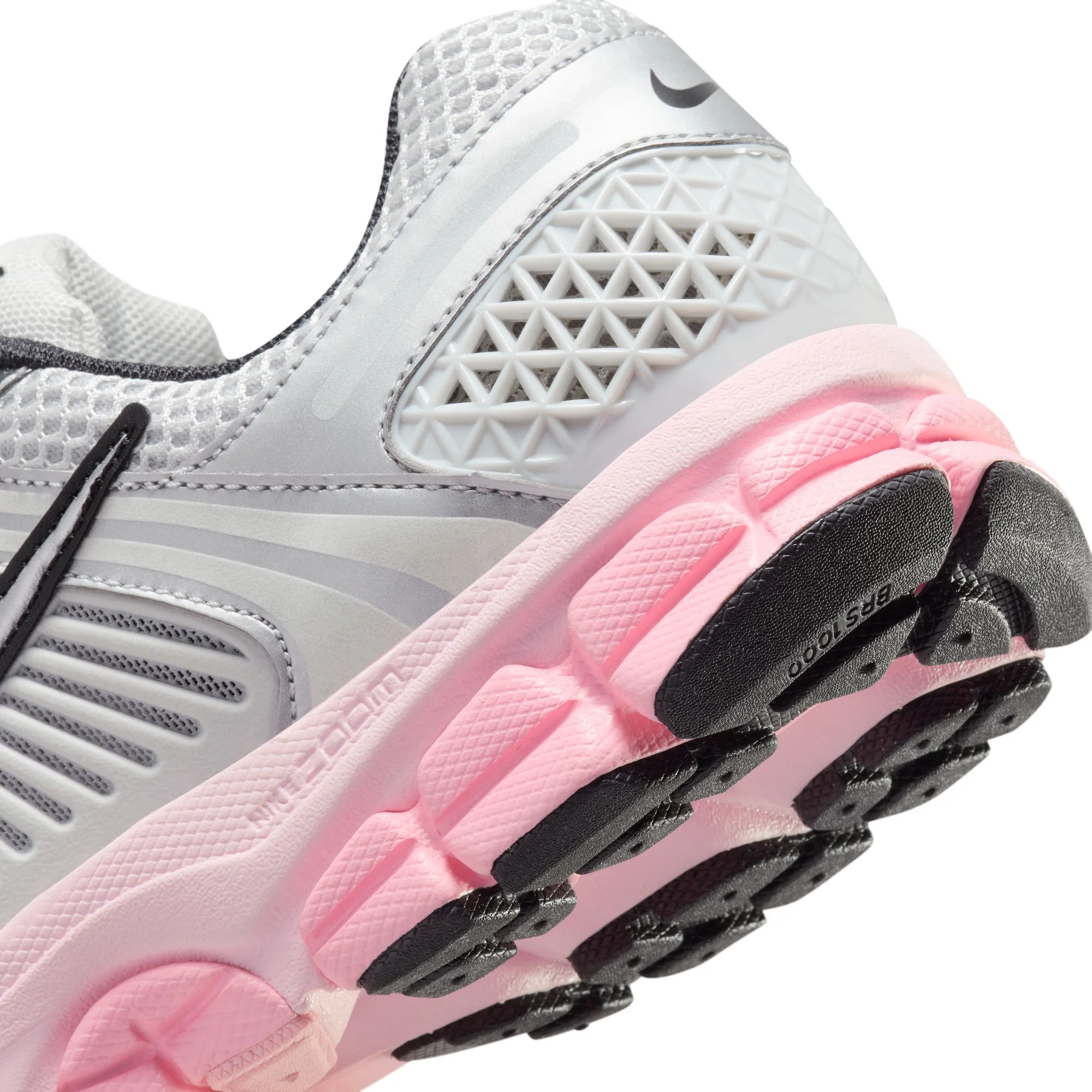 Zoom Vomero 5 Shoes - Image 9