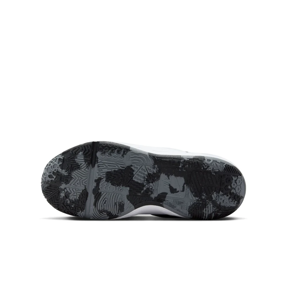 Team Hustle D 12 Basketball Shoes - Image 7