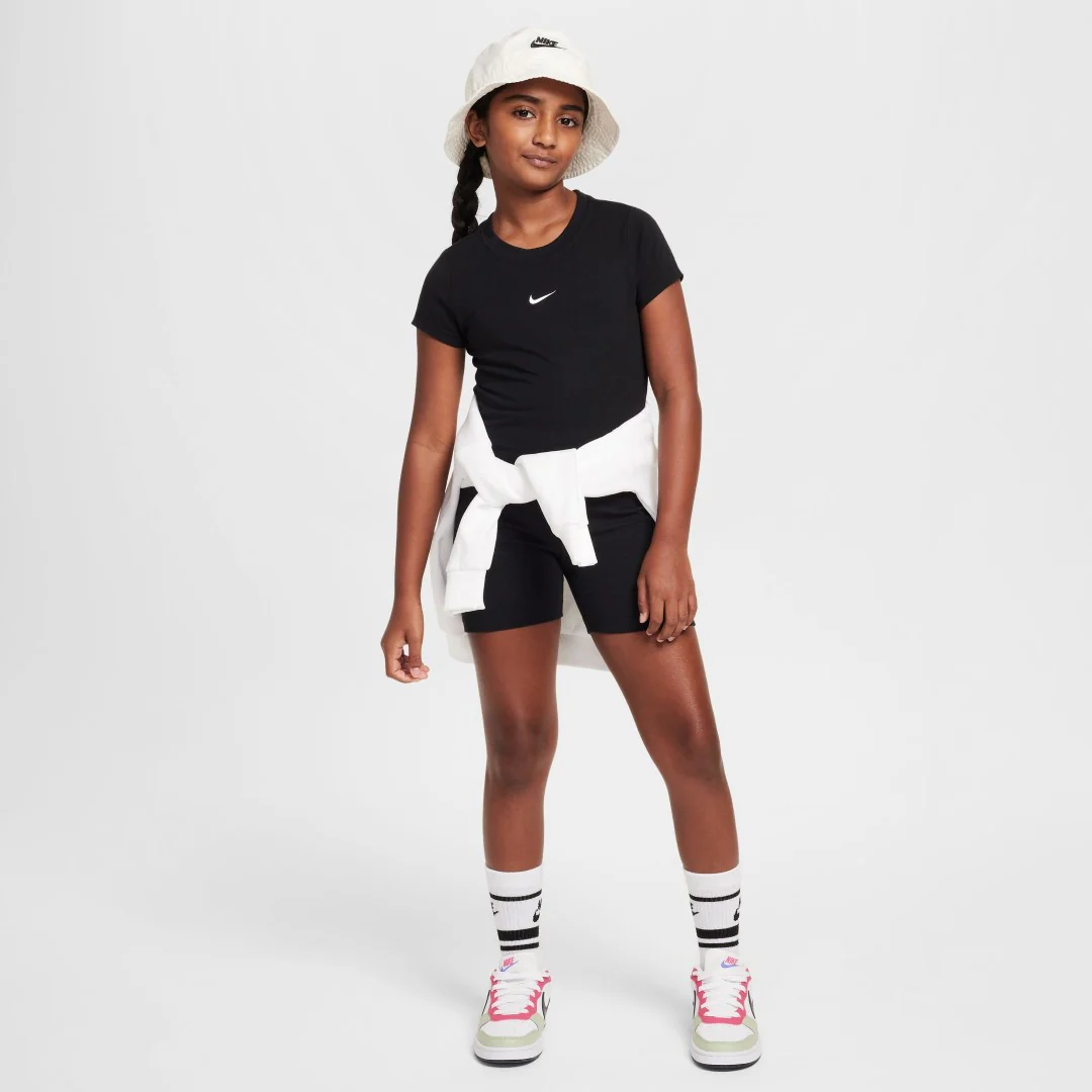 Cropped T-Shirt - Image 5