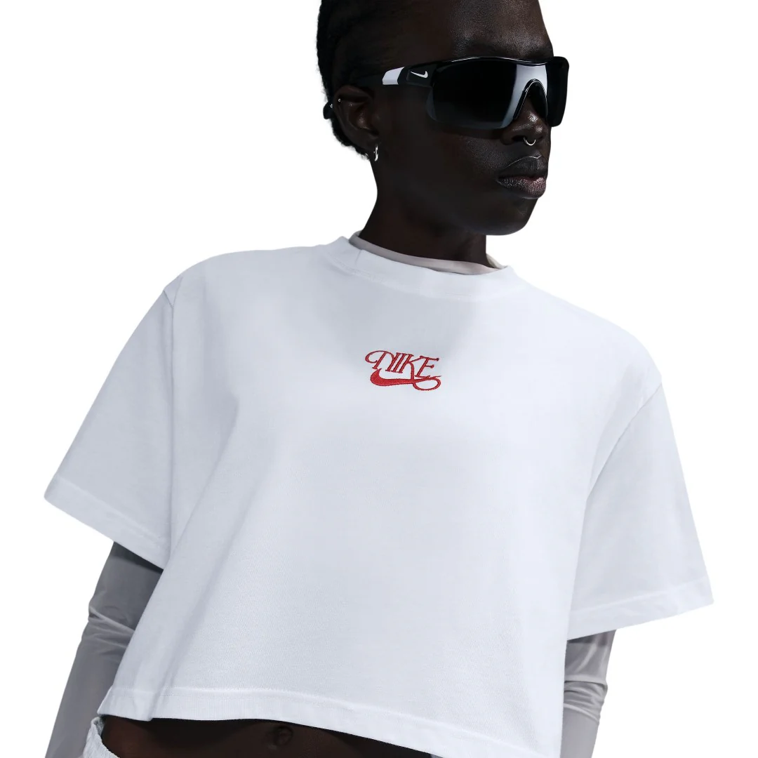 Short-Sleeved Cropped T-shirt - Image 4