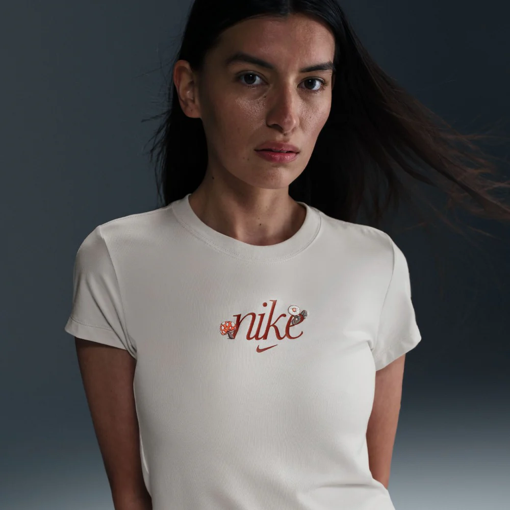 Sportswear Chill Knit Slim Graphic T-Shirt - Image 4