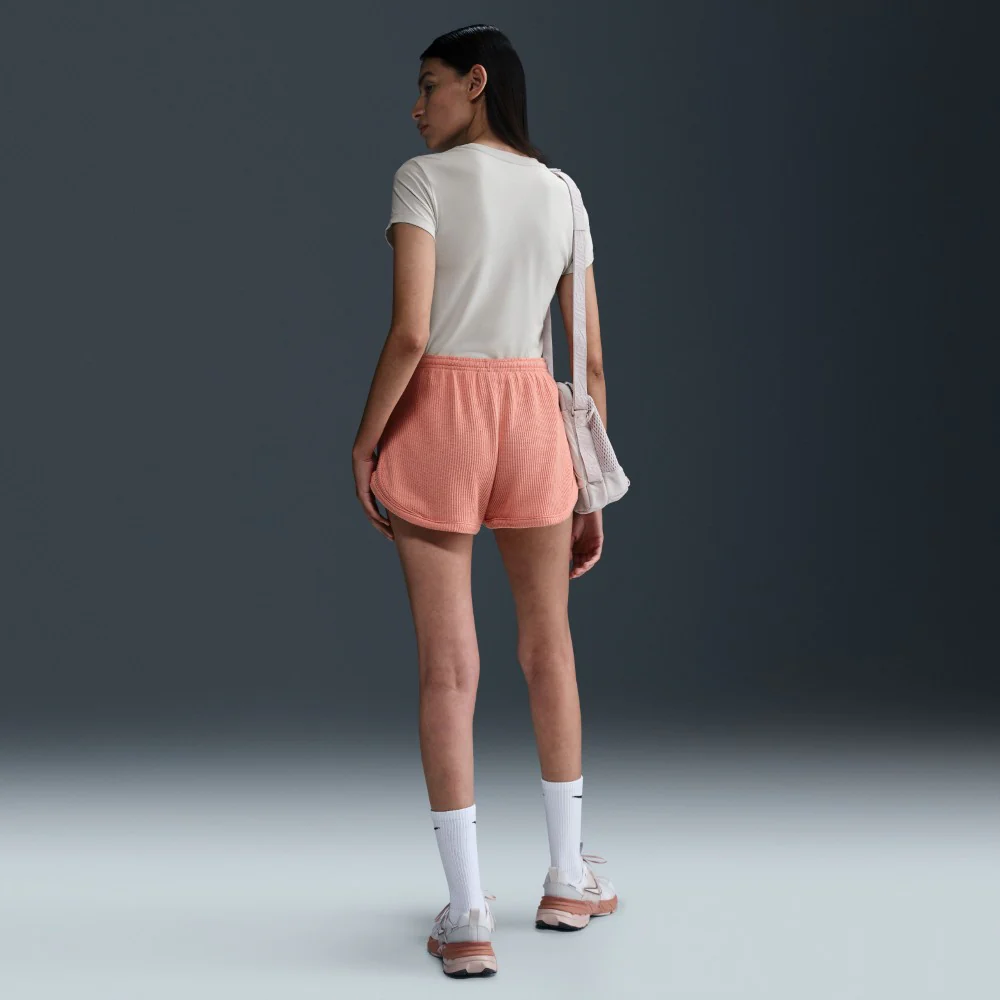 Sportswear Chill Knit Slim Graphic T-Shirt - Image 8