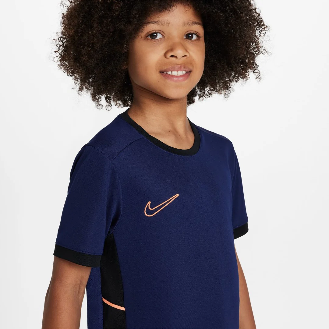 Academy Dri-FIT Football T-shirt - Image 3