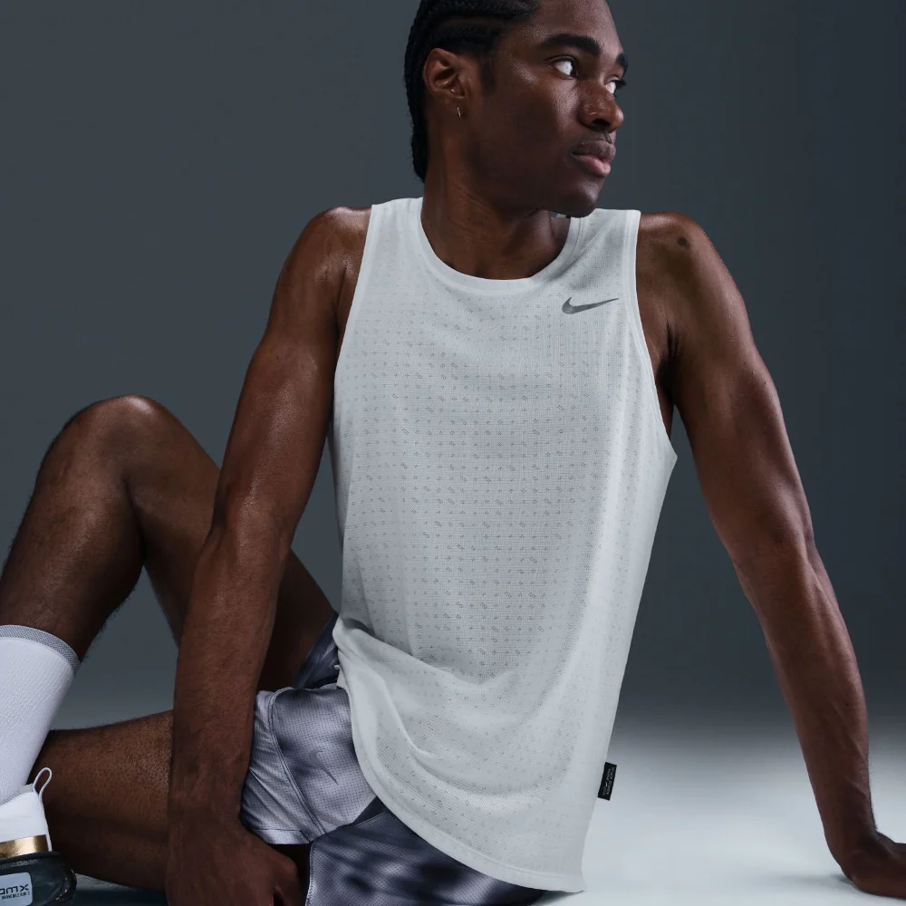 Breathe Miler Tank Top - Image 11
