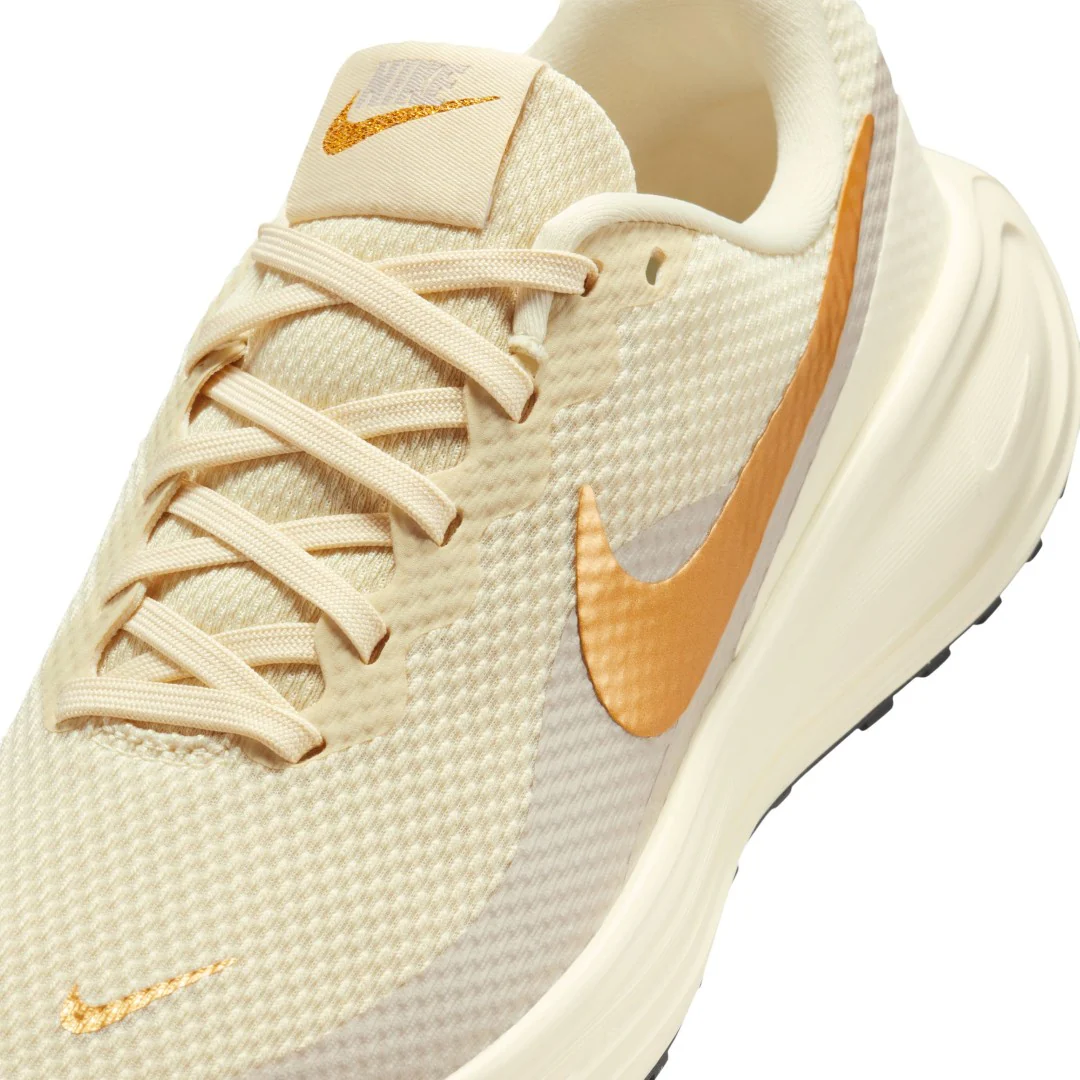 Revolution 8 Shoes - Image 6