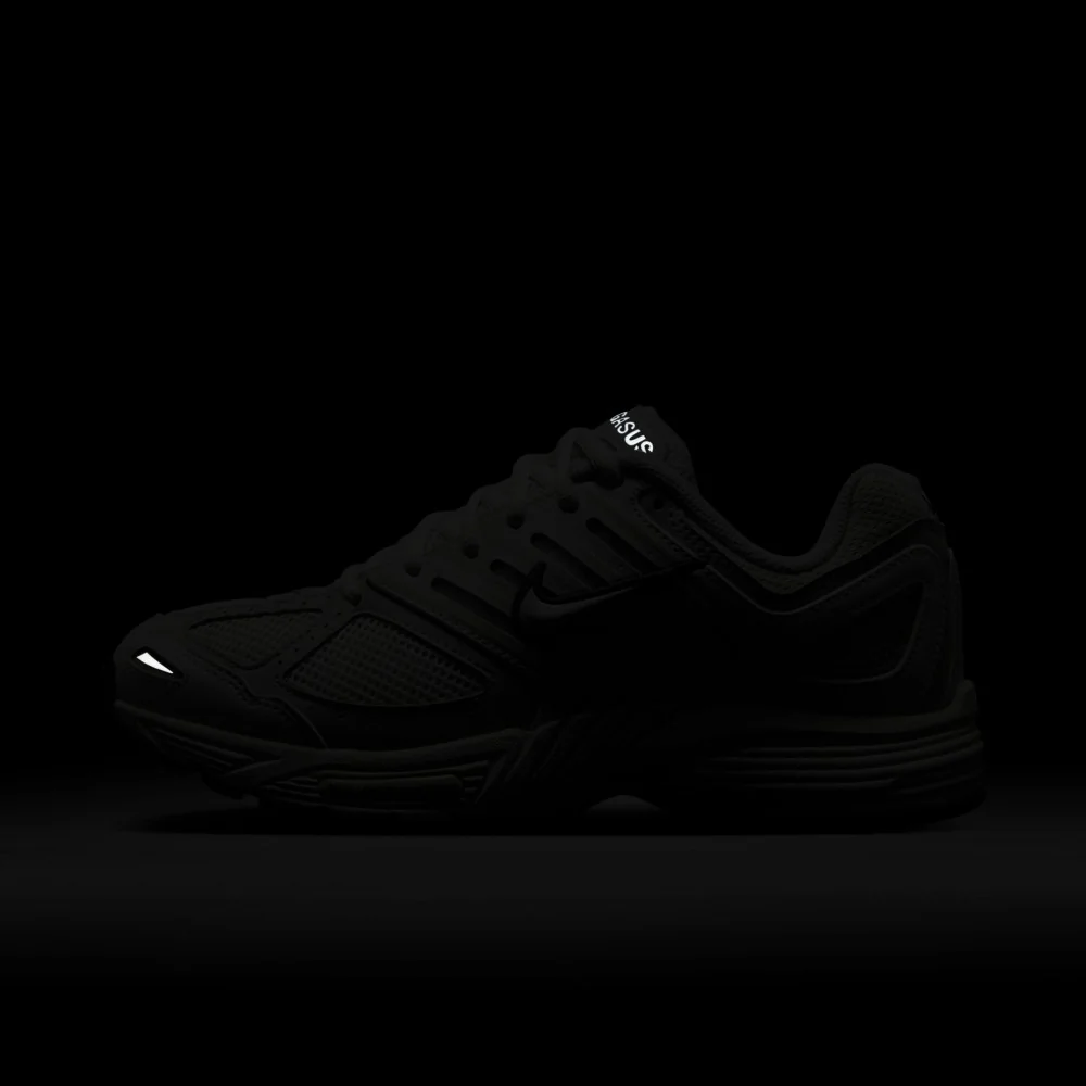Air Pegasus 2005 Lifestyle Shoes - Image 10